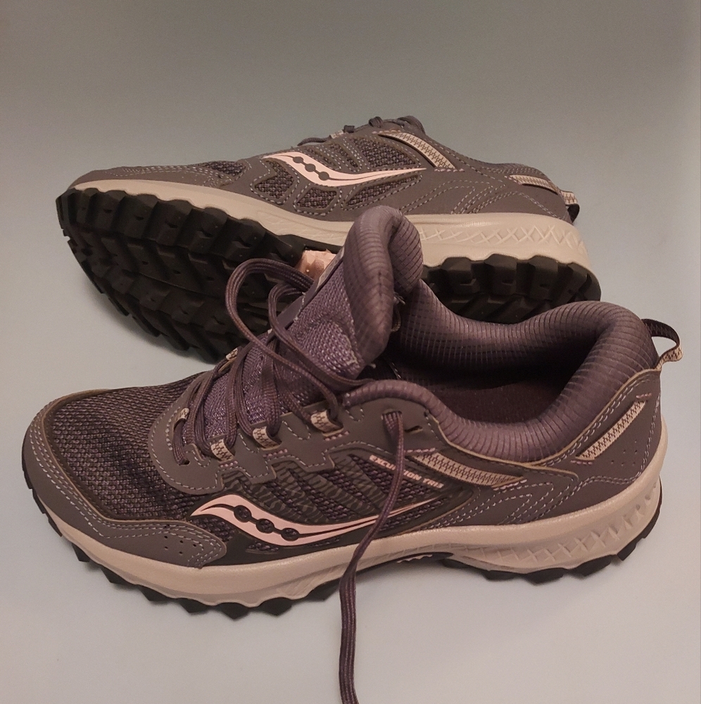 Saucony Running shoes